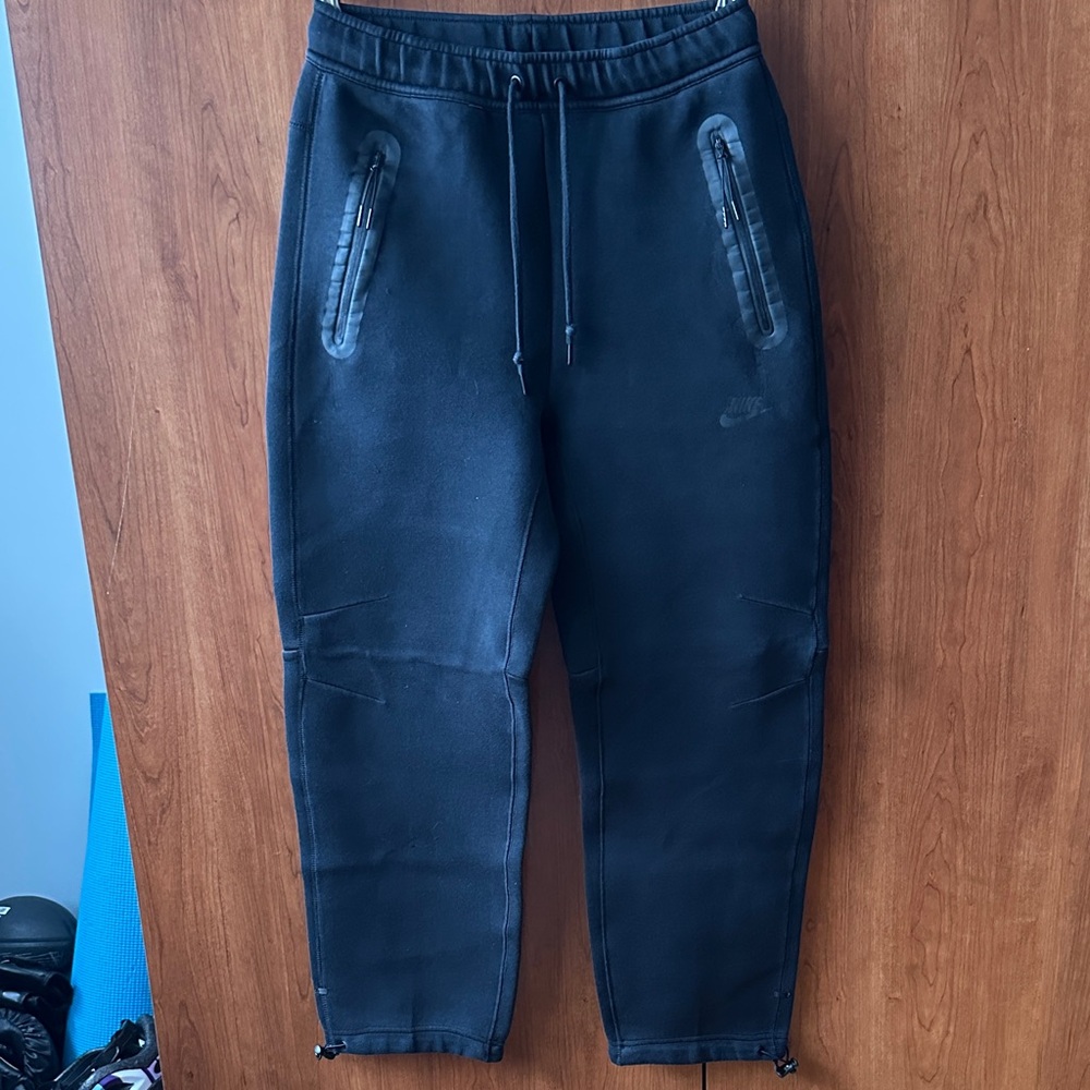 Nike Black Men’s Zip Pocket Joggers